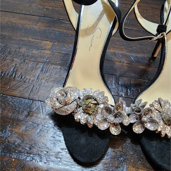 Jessica‎ Simpson silver ankle strap rosettes floral heels sandals size 9.5 - Picture 4 of 9